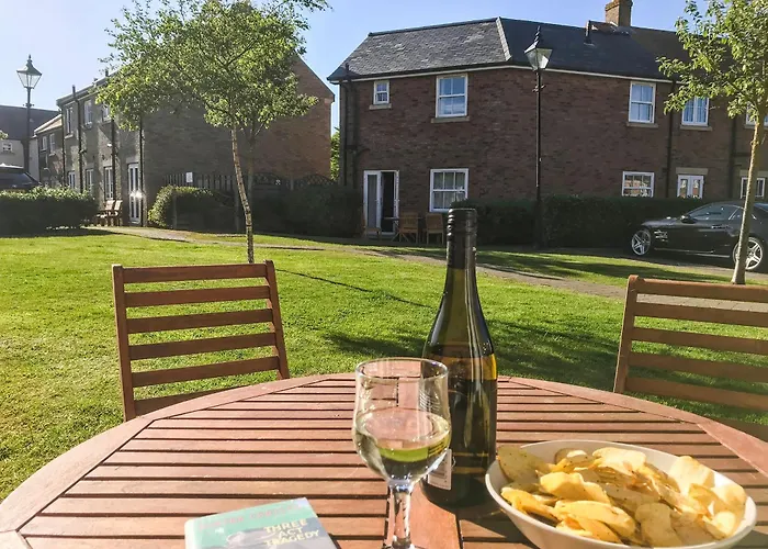 Arthur's Place * Reighton